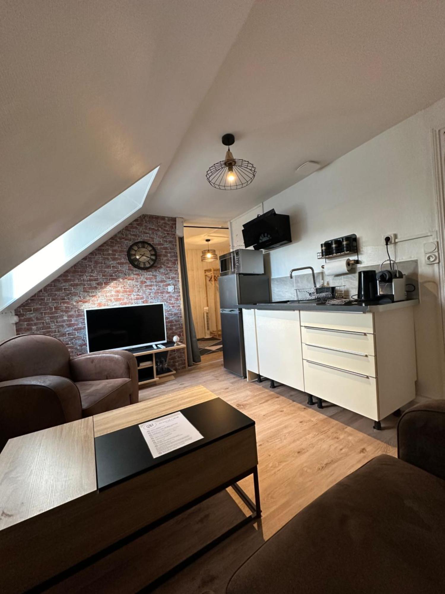 Le Studio Du Square: Beauval Romorantin-Lanthenay Extérieur photo